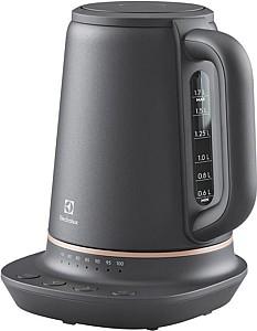 Fierbator electric de apa Electrolux E7K1-6BP