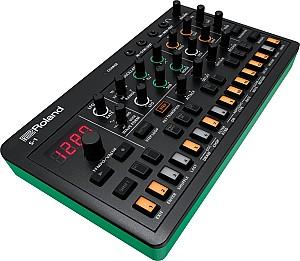 Sintetizator Roland S-1 Aira