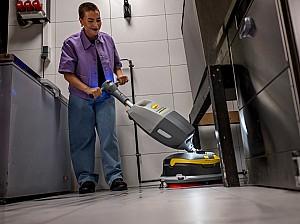 Masina de spalat pardoseli KARCHER K Mop 46 Bp Pack 36/75