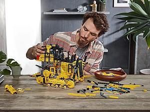 Constructor LEGO Technic Cat D11 Bulldozer