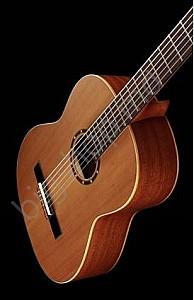 Chitara clasica Ortega R131SN NT 4/4