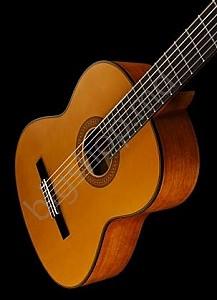 Chitara clasica YAMAHA CG122MS NT 4/4