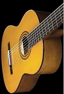 Chitara clasica YAMAHA C40 NT 4/4
