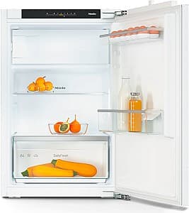 Встраиваемый холодильник Miele K 7128 D