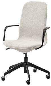 Офисное кресло IKEA Langfjall вращающееся с подлокотниками/высокая спинка Гуннаред Бежевый/Черный