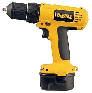 Шуруповерт Dewalt DC740KA