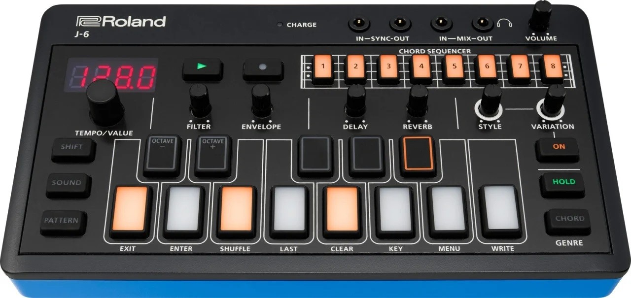 Sintetizator Roland J-6 Aira Compact Chord
